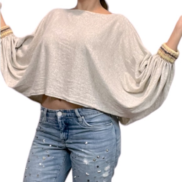 Zaket & Plover dolman batwing sleeve sweater. - Picture 2 of 12